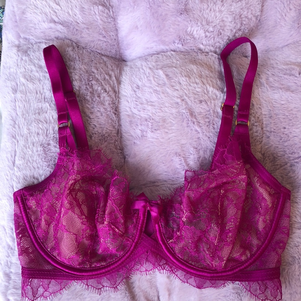 Victoria’s Secret Lingerie Bra